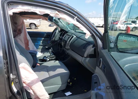 2015 Toyota Tacoma Prerunner V6 from USA, damaged, VIN 5TFJU4GN8FX072470